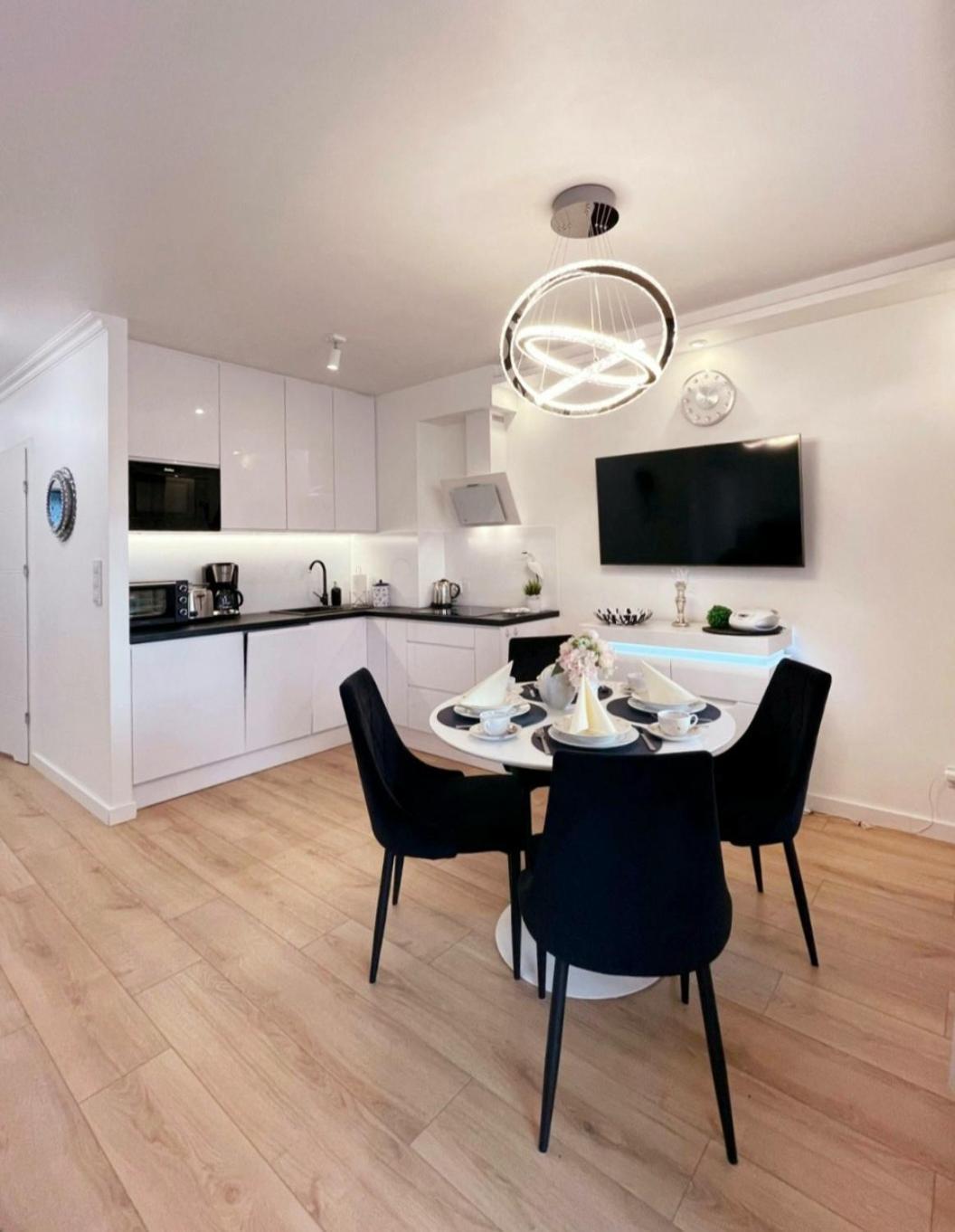 Apartamenty Bryza - Kwartal Rozy Wiatrow - Garaz 斯维诺乌伊希切 外观 照片